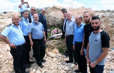 رئيس الجامعة العربية الامريكية ووفد من النواب العرب في الداخل الفلسطيني يبحثانسبل الحد من حوادث السير