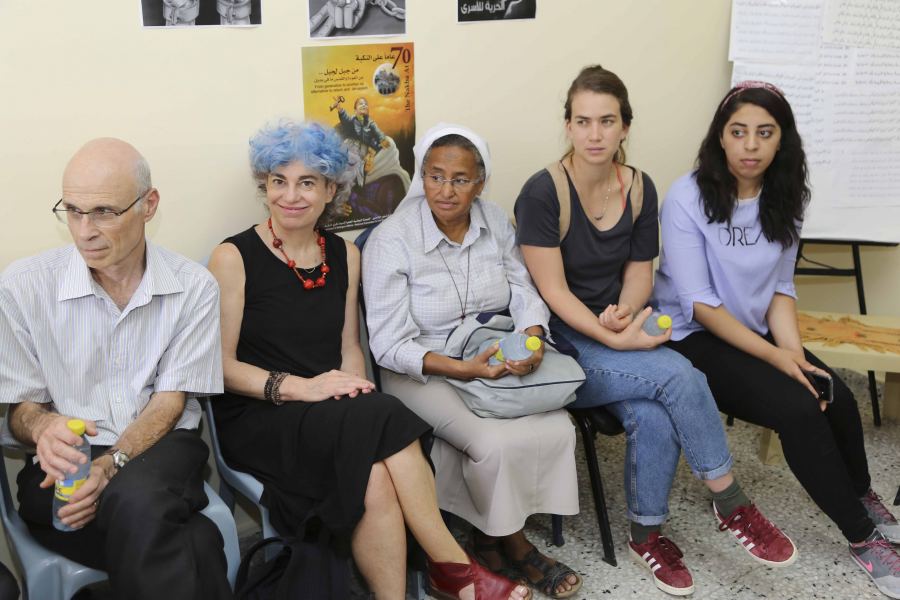 قلقيلية : يوم طبي مجاني في بلدة في المدينة