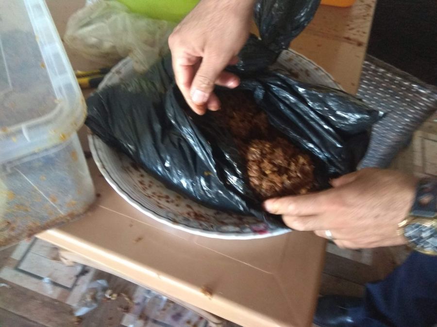 ضبط معمل لتصنيع وتغليف المعسل في جنين