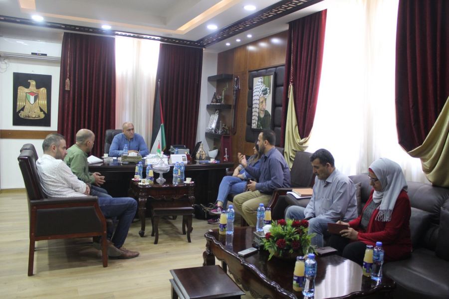  مؤسسة GVC الايطالية تطلع المحافظ الرجوب على نشاطاتها للنهوض بواقع عدة تجمعات في المحافظة