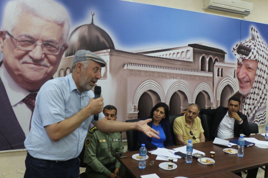 جنين: ندوة حوارية تناقش الإعلام والطفولة
