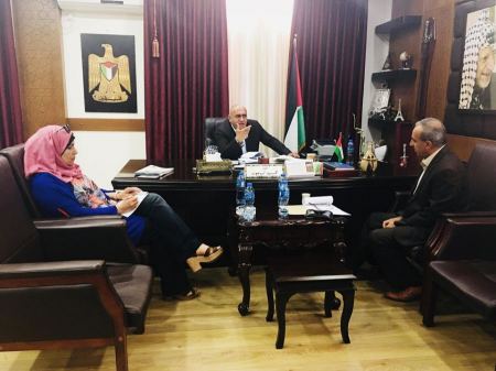  الرجوب يطلع على الخطة التنموية لتحسين البنية التحتية الزراعية في جنين