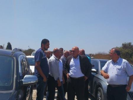 الوزير عساف يعلن عن مشاريع استصلاح أراضي زراعية في القرى المحاذية لجدار الضم في منطقة يعبد