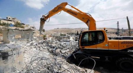 الاحتلا.ل يخطر بهدم 4 منازل وبيت زراعي في قرية تعنك غرب جنين