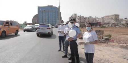  حملة “صنّاع الأمل” بالتعاون مع الشرطة تنظم مبادرة “الخبز موجود إذاً الأمل موجود”