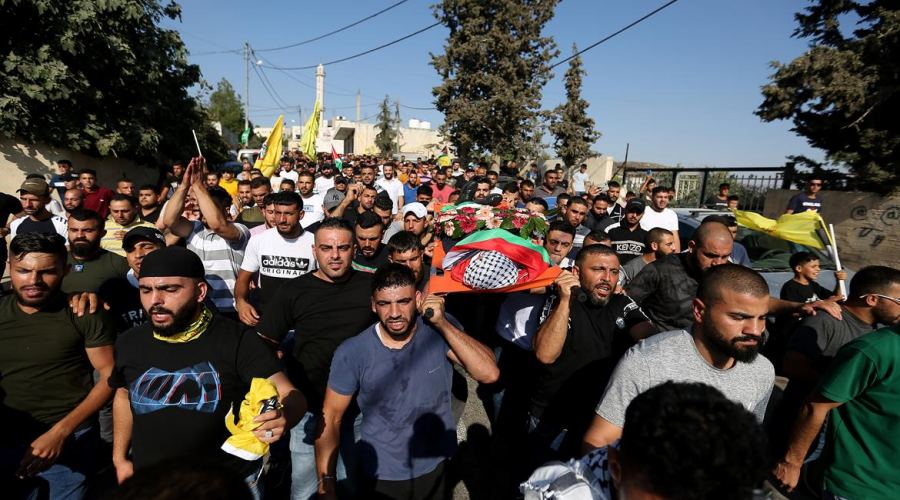 جماهير نابلس تشيع جثماني الشهيدين أبو رشيد وزبارة