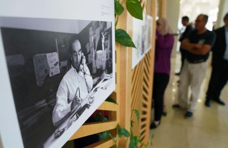 الجامعة العربية الأمريكية تنظم معرض الفنانين الإيطالي فيكو ماجستريت والفلسطيني فيكتور غطاس في العمارة الداخلية