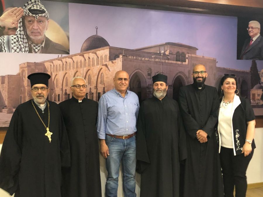 الطوائف المسيحية تنهئ محافظ جنين بحلول عيد الأضحى