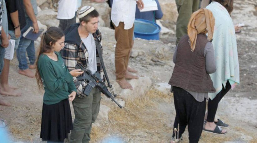 مستعمر يدهس مواطنا شمال الخليل