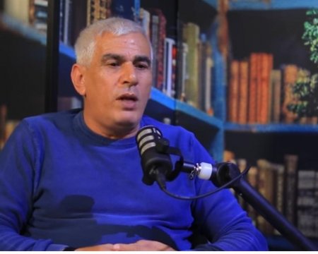 الاحتلال يعتقل الزميل و الاعلامي الدكتور ناصر اللحام من منزله فجر اليوم 