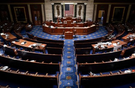 أعضاء بمجلس الشيوخ الأميركي يطالبون نتنياهو بتغيير مساره في الحرب على قطاع غزة فورا