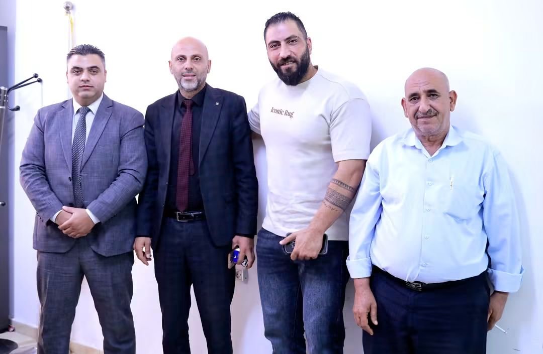 كهرباء طوباس تبحث مع اتحاد الكيك بوكسينغ رعاية اللاعب أسامة مساعيد