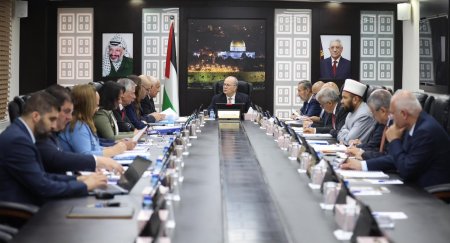 مصطفى يوجّه بتكثيف الجولات الميدانية خاصة للمناطق المستهدفة وتوفير كل ما أمكن من مقومات الصمود