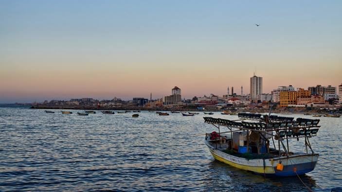 قطاع غزة للبيع، والسبب؟