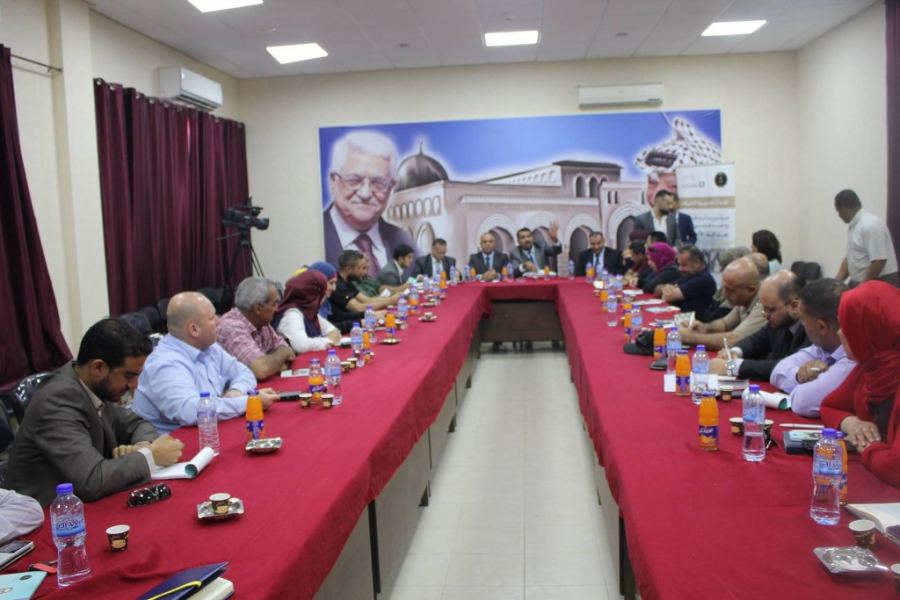 محافظ جنين يطلع على مشروع بناء القدرات والدعم الفني في عدالة الأحداث خلال ورشة العمل التي جرت في مقر المحافظة