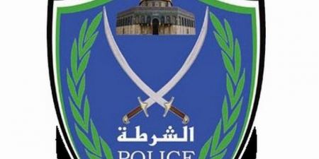 الشرطة تلقي القبض على شخص لمزاولته مهنة مرشد سياحي بدون ترخيص في جنين