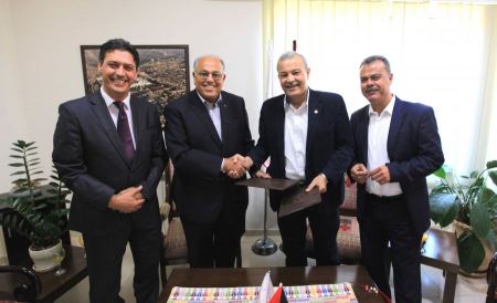 الجامعة العربية الامريكية والهلال الأحمر الفلسطيني يحتفلان بالتوقيع الرسمي لاتفاقية إنشاء مركز الاسعاف والطوارئ في حرم الجامعة