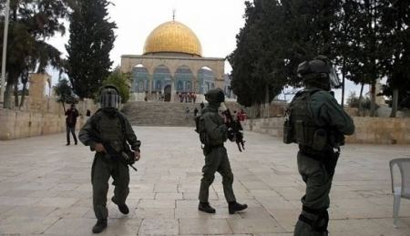 الاحتلال يعزز تواجده في القدس استعدادا لصلاة الجمعة