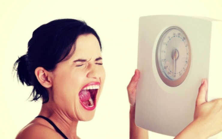 إليك.. 7 أخطاء ترتكبينها عند قياس وزنك تعطيك نتيجة خاطئة‍