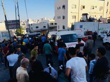 اصابة 14 طالبة بجروح في حادث دهس بالخليل