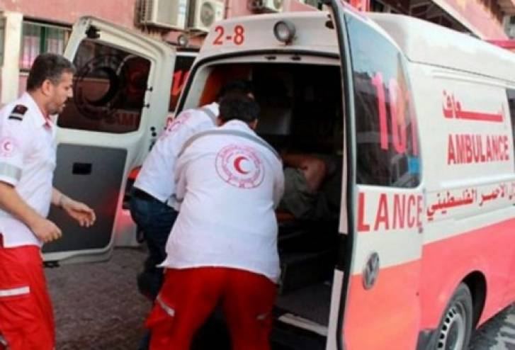 الشرطة والنيابة في الخليل تحققان بظروف وفاة موقوف