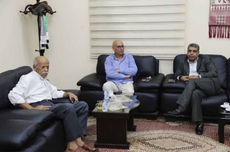 قلقيلية: المحافظ يلتقي نقيب المهندسين ويبحث معه عددا من القضايا