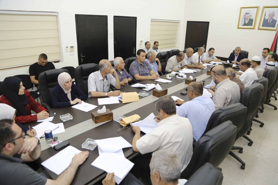 قلقيلية: توقيع وثيقة شرف تعزز السلم الأهلي في المحافظة