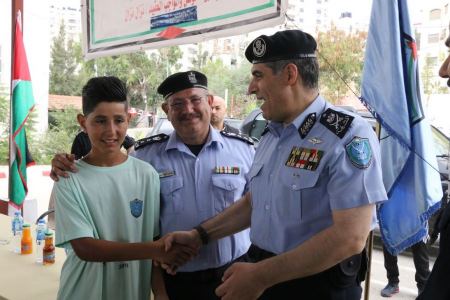  اللواء حازم عطا الله يختتم فعاليات النادي الصيفي الثالث لابناء الشرطة ( نادي الشهيد العقيد نزال نمر نزال)