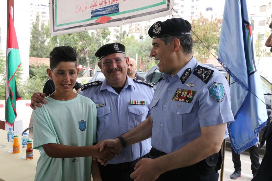  اللواء حازم عطا الله يختتم فعاليات النادي الصيفي الثالث لابناء الشرطة ( نادي الشهيد العقيد نزال نمر نزال)