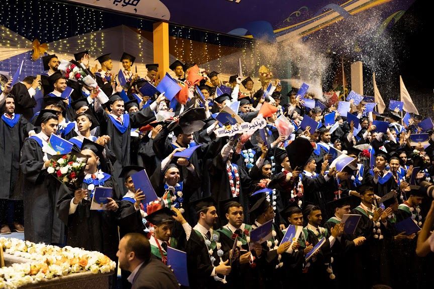 تواصل احتفالات تخريج الفوج العشرين 