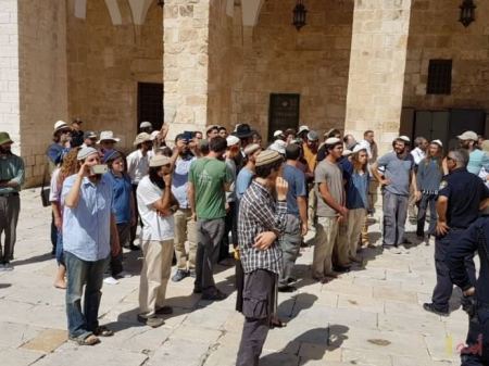حماس: مخطط اقتحام الأقصى يوم عيد الأضحى قد يفجر الاوضاع
