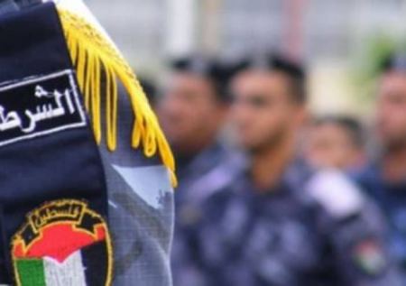 أشخاص بينهم اطباء يعتدون على شرطي لتهريب الطبيب المتهم بالتحرش
