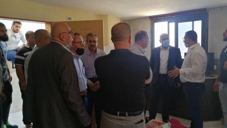 المحافظ يسلم غرفة و توابعها لعائلة من سيلة الظهر بدعم من جمعية فائض ما لديكم