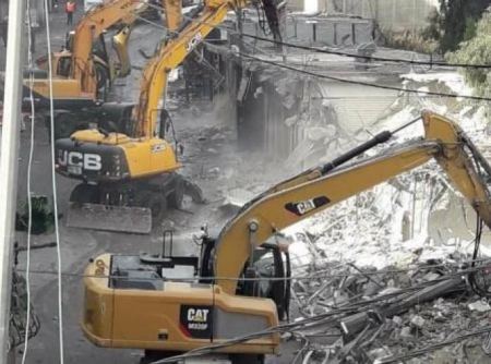 الاحتلال يهدم منزلا في واد الأعور جنوب الخليل