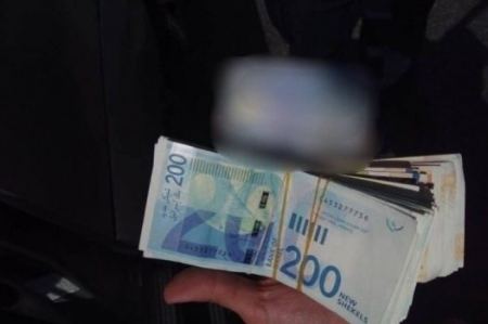 المالية: الرواتب غداً بنسبة 85% 