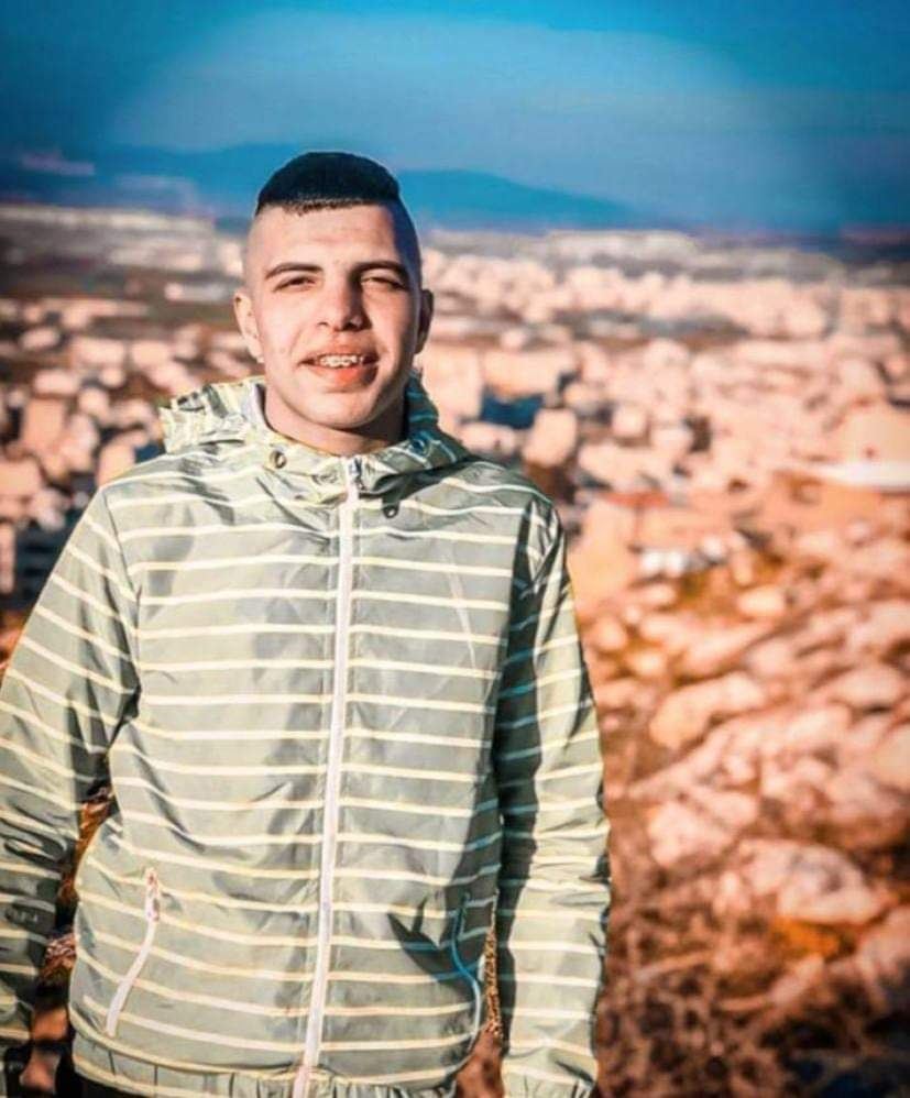 تفاصيل الاحداث التي شهدتها جنين و مخيمها الليله الماضية واسفرت عن استشهاد شاب واصابة آخر واعتقال الشيخ بسام السعدي في مداخلة هاتفية مع الزميل الصحفي علي السمودي