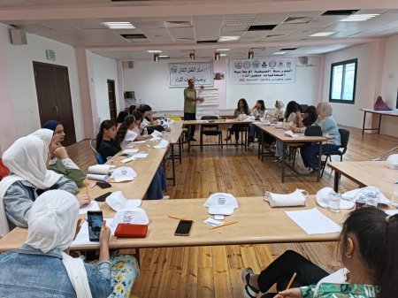جنين: افتتاح المدرسة الصيّفية الإعلامية "صحافيات صغيرات"