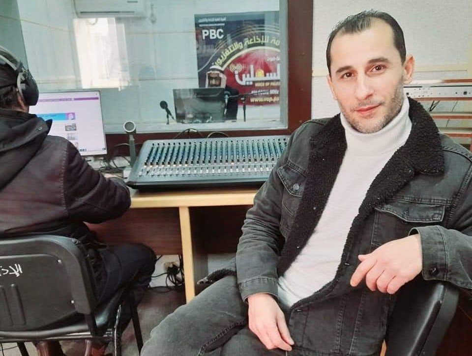 الإعلام الرسمي ينعى الشهيد الزميل الصحفي في إذاعة صوت فلسطين تميم معمر