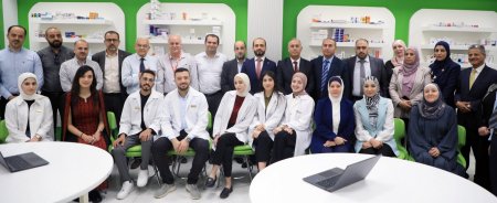 الجامعة العربية الأمريكية تطلق صيدلية افتراضية متطورة لتعزيز التعليم الصيدلاني