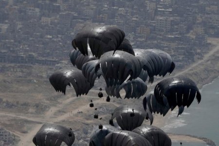 الأردن ينفذ 7 إنزالات جوية لمساعدات على غزة