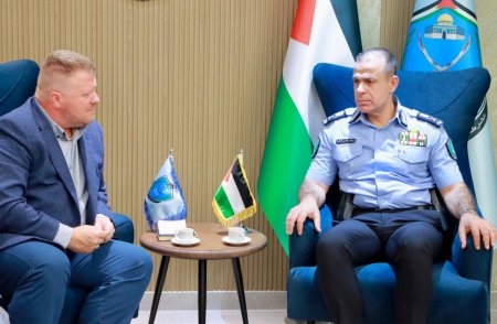 اللواء علام السقا يلتقي قائد البعثة الكندية لبحث تطوير ودعم قدرات الشرطة