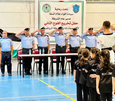 اللواء علام السقا خلال تخريج الفوج الثاني لأكاديميات نادي الشرطة الرياضي: بالرياضة غرسنا القيم الإيجابية والوطنية لدى الخريجين وعززنا لديهم الانضباط والإرادة والعزيمة 