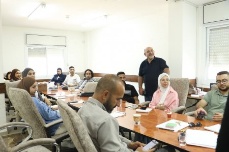 "الحقائق أولاً".. من مساءلة المعلومة قبل نشرها إلى إنتاج محتوى من قلب المجتمعات المحلية