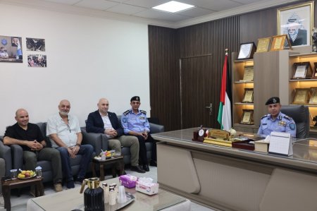 اللواء السقا يتفقد شرطة محافظة جنين ويؤكد على تعزيز الأمن والاستقرار ومحاربة الفوضى والفلتان