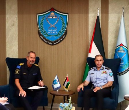 اللواء السقا ورئيس بعثة الشرطة الأوروبية يبحثان تعزيز التعاون ودعم تطوير قدرات الشرطة الفلسطينية