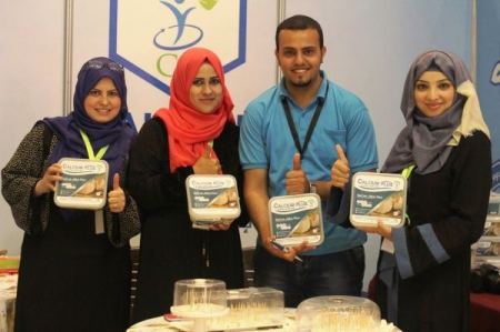 صنع في غزة" كالسيوم بلس" يحارب هشاشة العظام 