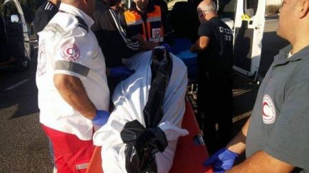 الاحتلال يسلم جثمان الشهيد مصطفى نمر