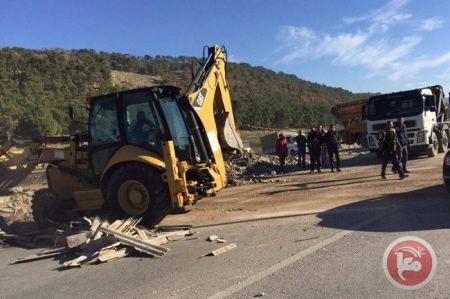 اعادة فتح مداخل قرى و بلدات جنوب نابلس 