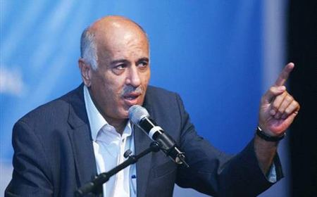 جبريل رجوب يفتح النار على دحلان ... تابع 