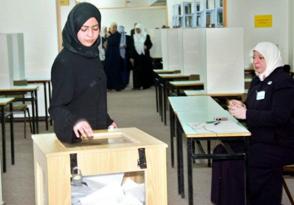 هل يملك الرئيس ابو مازن قرار 